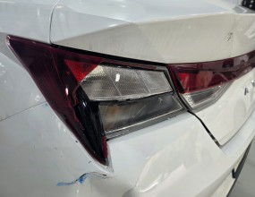 원주 부분도색 고객만족 1위!부분도색 입고시 당일 입고 & 당일 출고 가능한 국산/수입 전차종 자동차판금도색 전문,원주 고려모터스입니다. ​ 합리적인 가격 당일 접수/출고 보험 수리(자차) & 렌트카 대여 서비스 최신 열처리 부스 시설 보유 